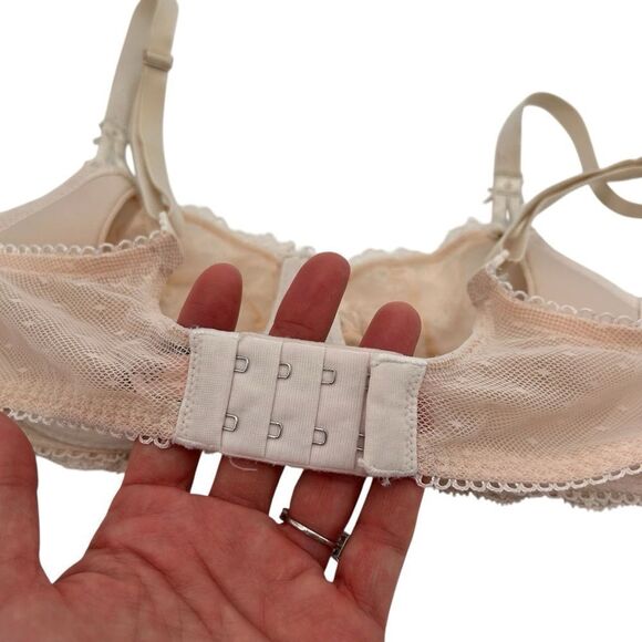 Victoria’s Secret Dream Angels cream lace push up without padding size 34D - Picture 3 of 5